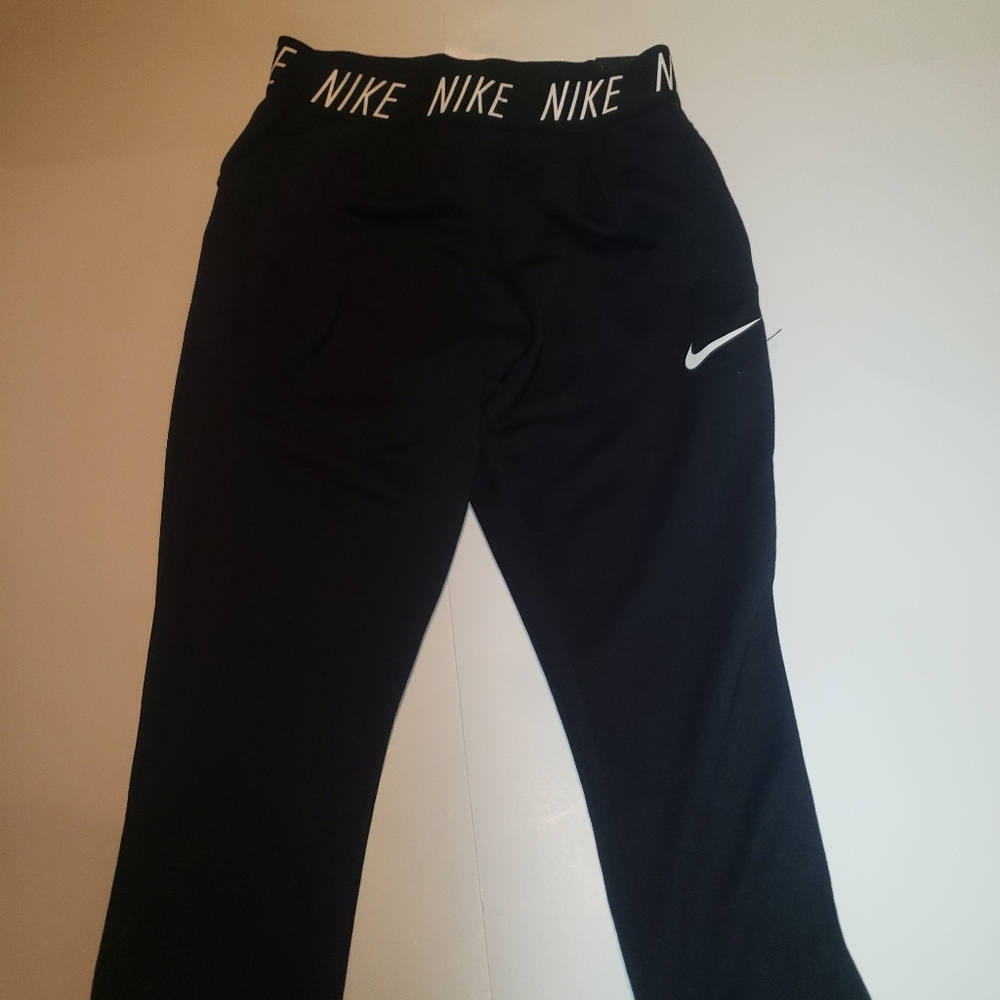 Nike Big Girls Dri-Fit Training Pants - Picture 9 of 11